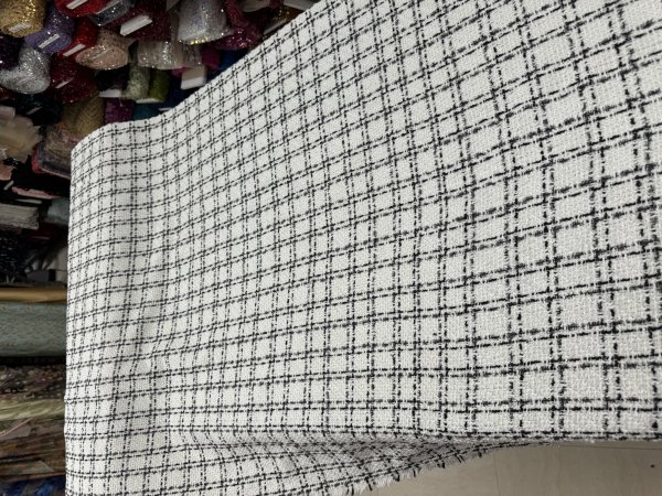 Coco Boucle Weis/Schwarz