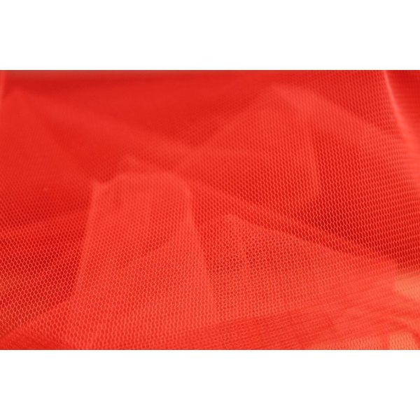 T&uuml;ll Uni Red